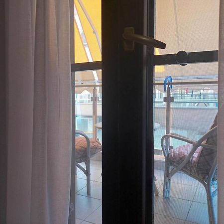 Hotel Viky Сарті Екстер'єр фото