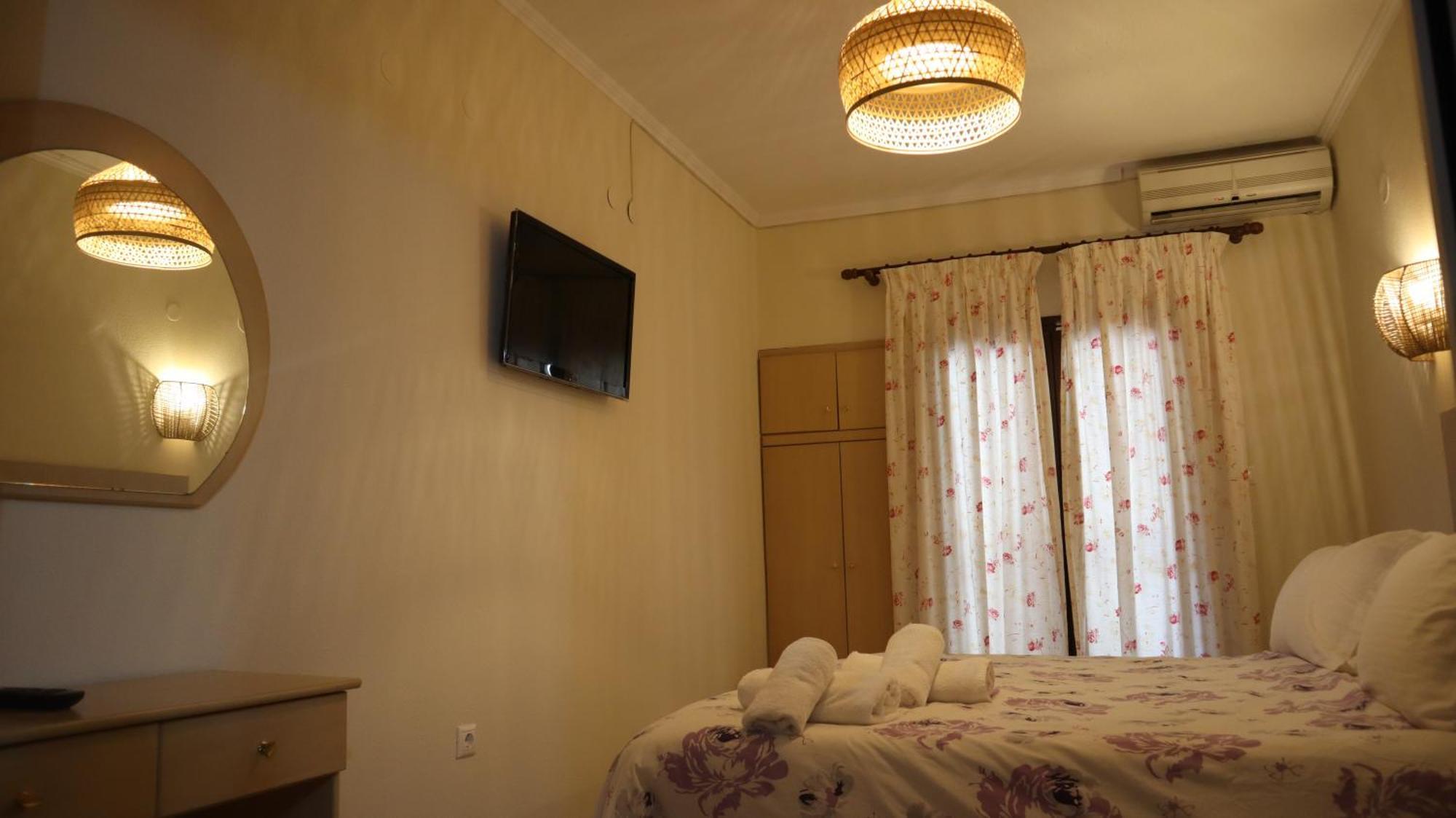 Hotel Viky Сарті Екстер'єр фото