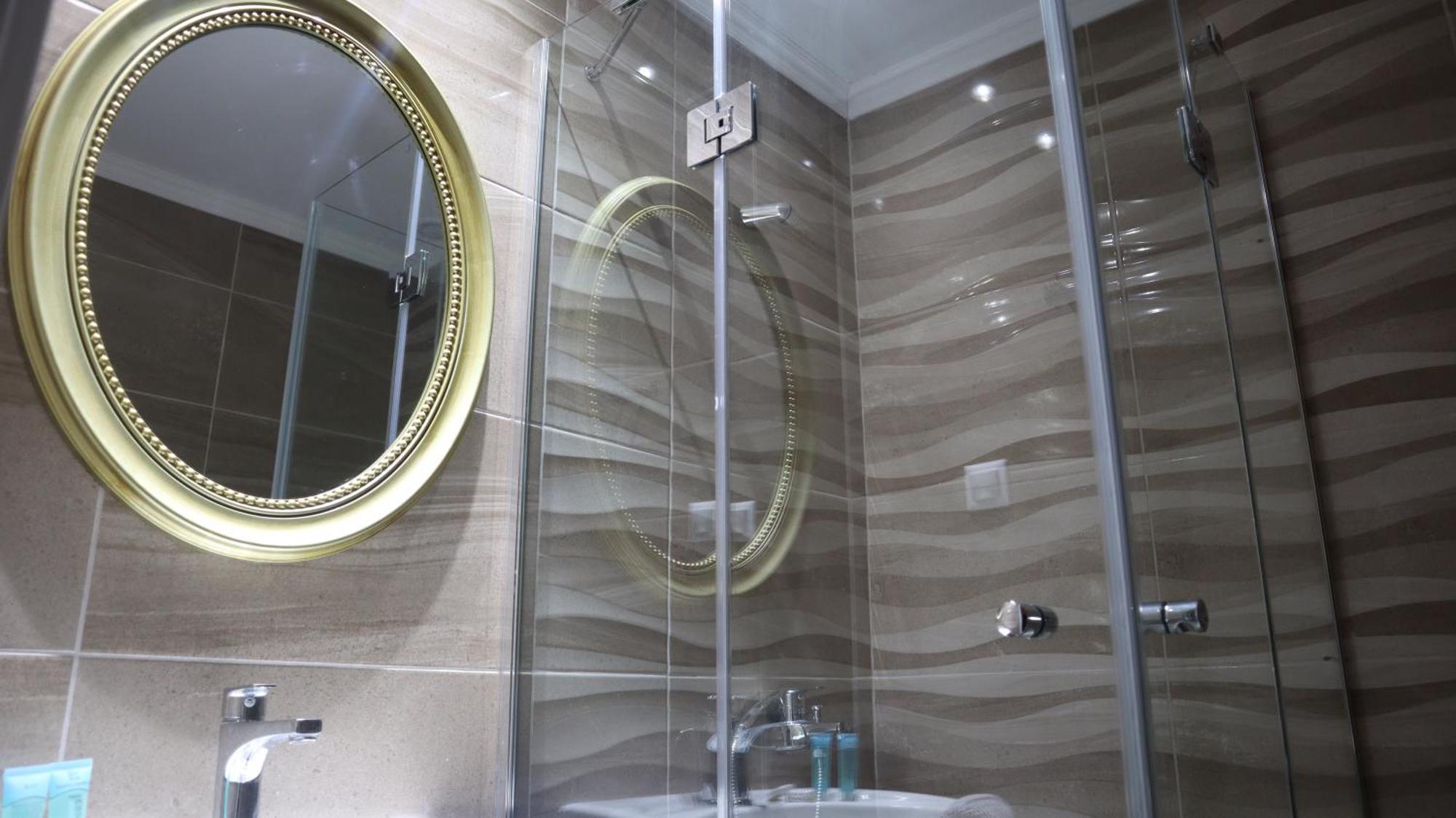 Hotel Viky Сарті Екстер'єр фото